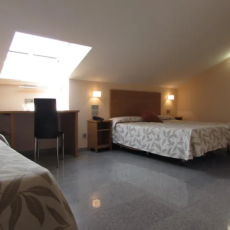 Отель Palacio De Asturias 3*