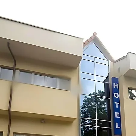Palacio De Asturias オビエド
