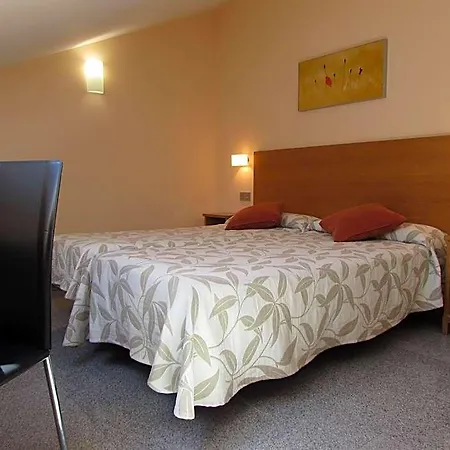 Szálloda Palacio De Asturias 3*