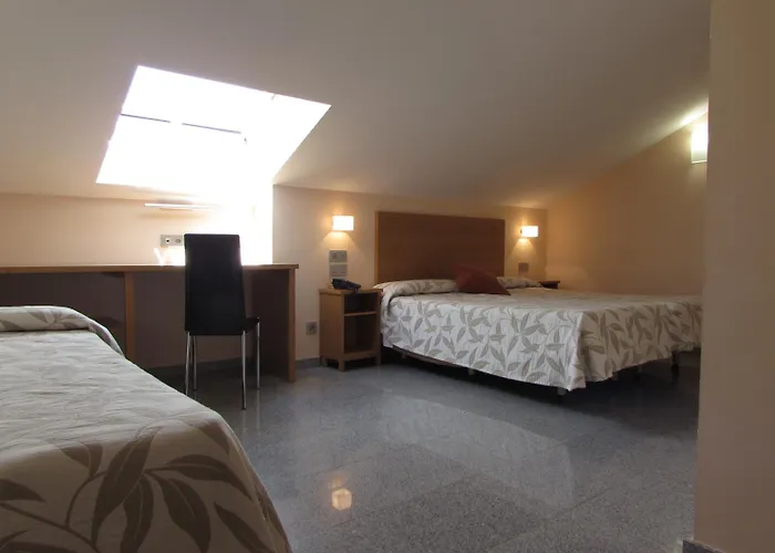 Hotel Palacio De Asturias 3*